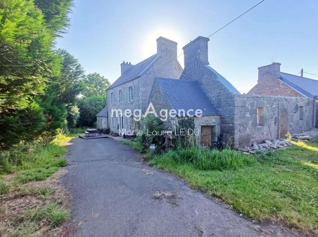 Maison de campagne avec 2 champs - photo 2