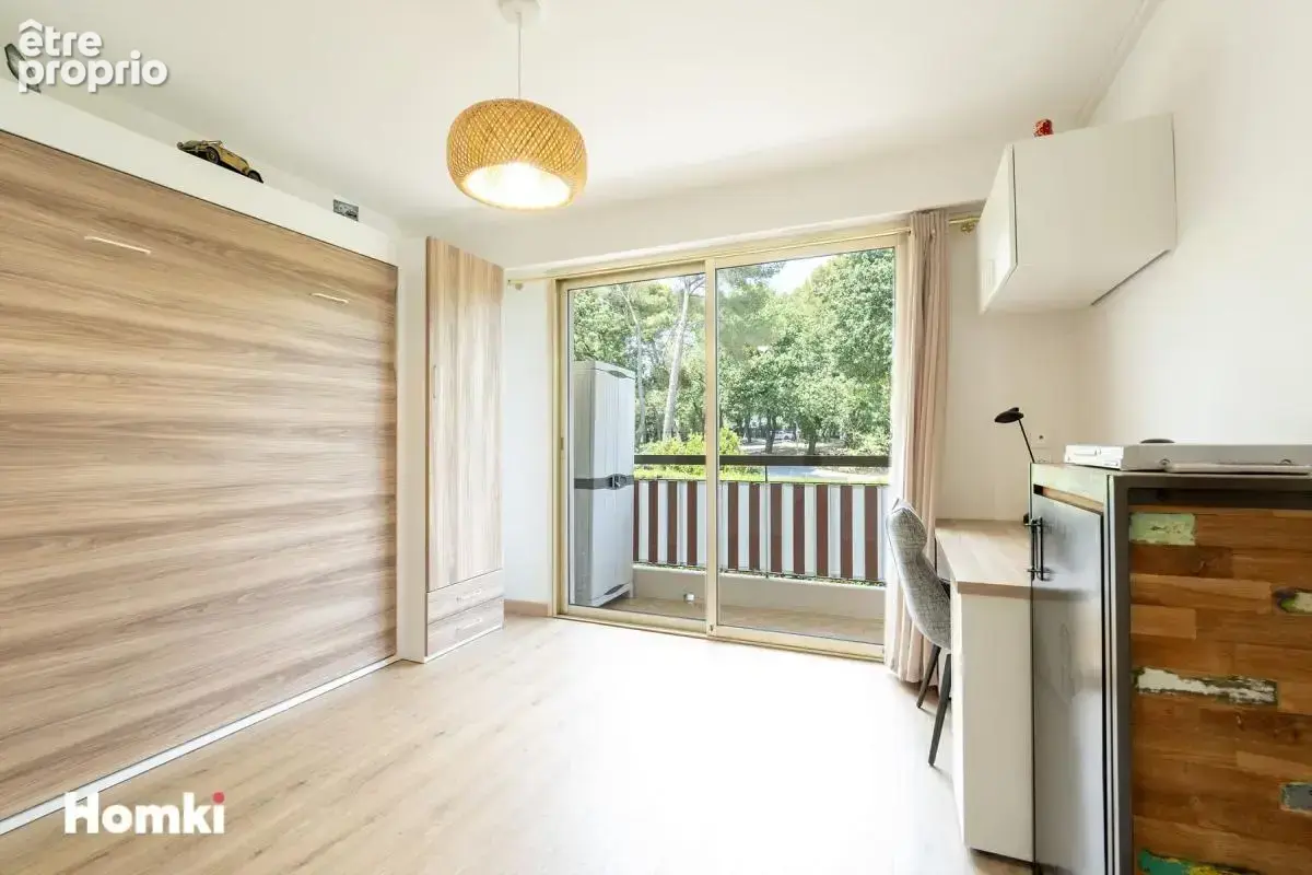 Appartement T3 de 78 m² à Villeneuve-Loubet 06270, Avenue de la Bermone - photo 6