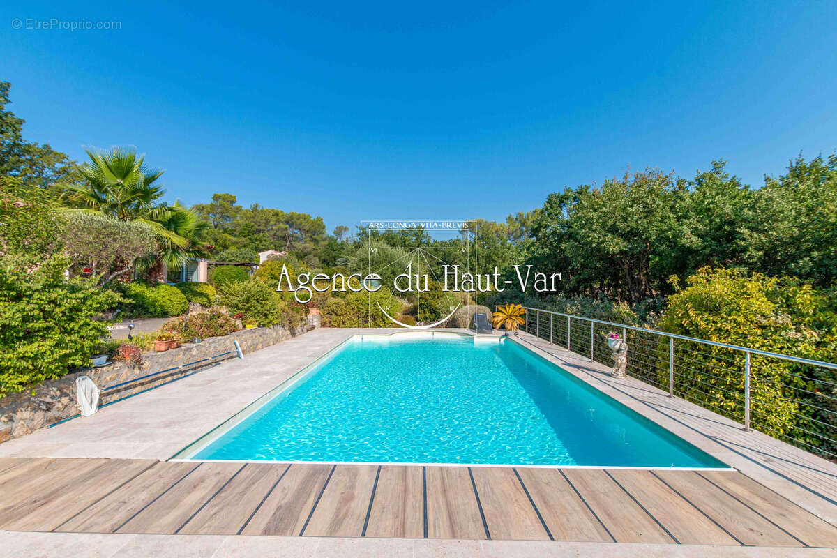 Villa 230m2 avec piscine, et jolie vue - photo 7