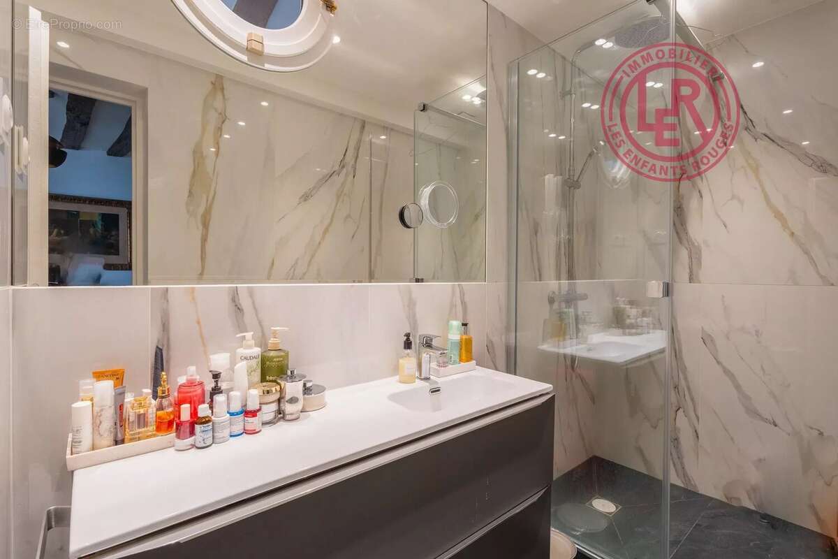 Appartement à PARIS-5E