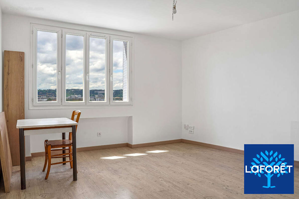 Appartement à LYON-7E