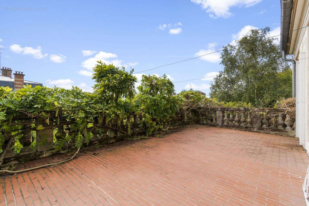 Maison à LE CHESNAY