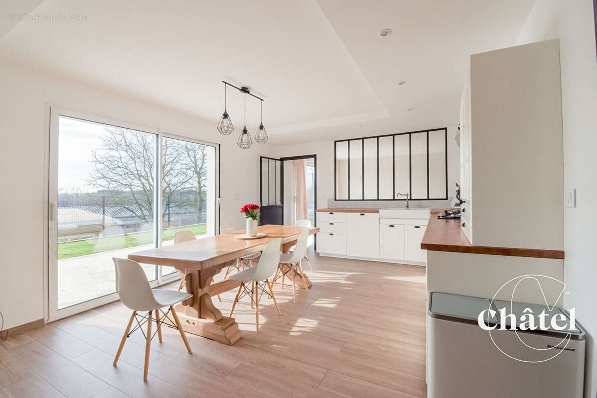 Maison à MONTATAIRE