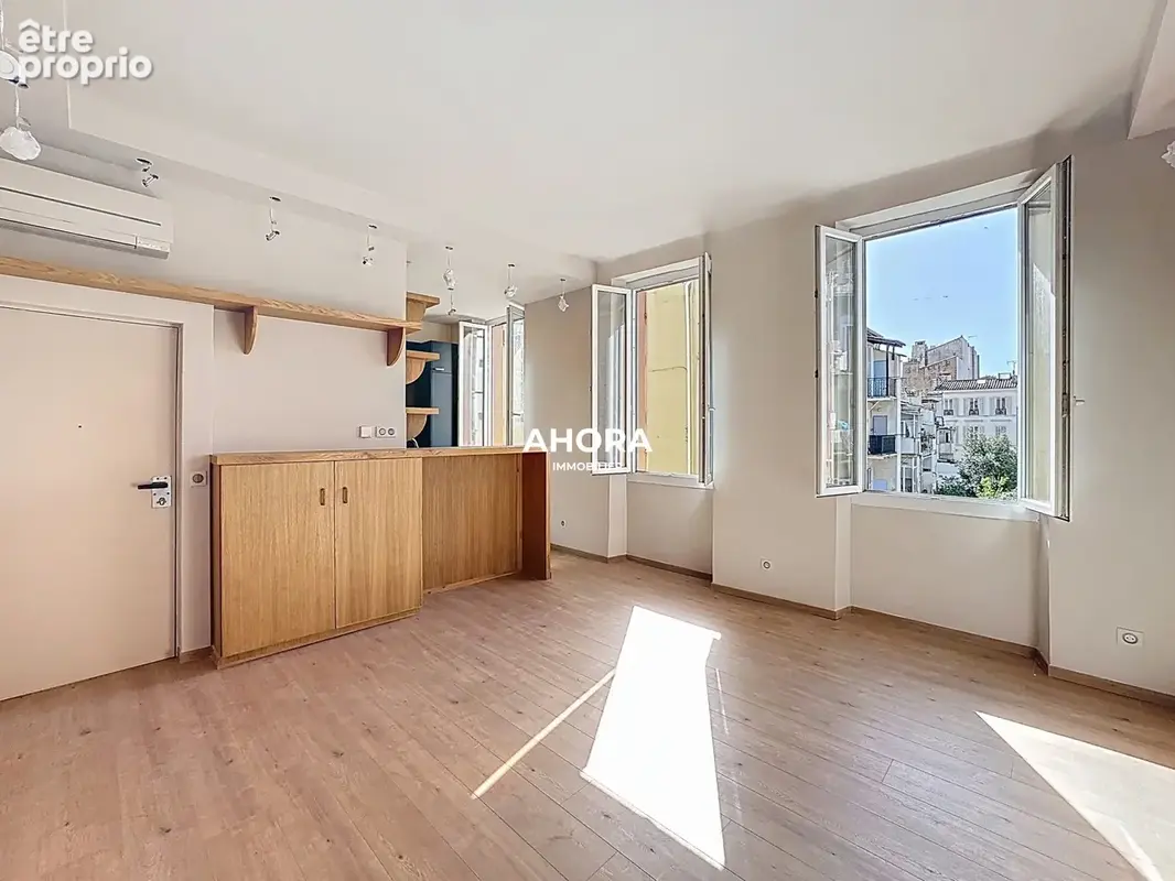 Appartement à MARSEILLE-6E