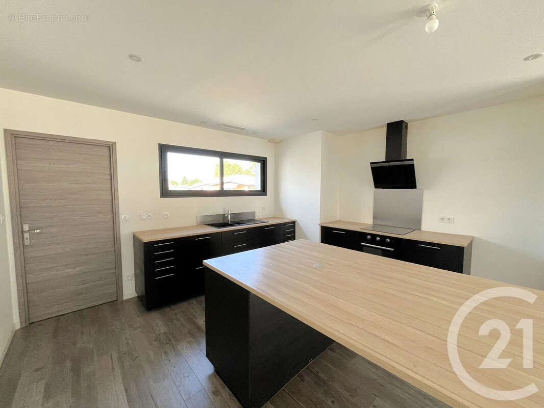 Maison 125 m² à Pins-Justaret  - photo 3