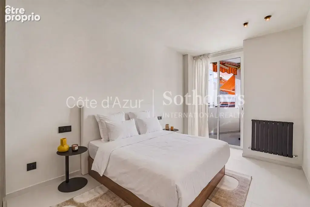 Antibes, appartement de 79 m² rénové avec exposition sud et terrasse - photo 8
