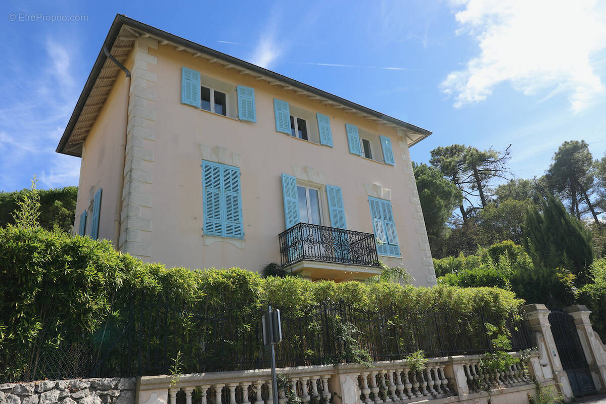 Maison à LA TURBIE