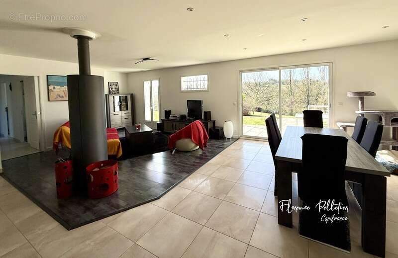 Villa moderne et familiale de plain-pied 6 pièces avec piscine proche de Cuq-Toulza (81) - photo 5