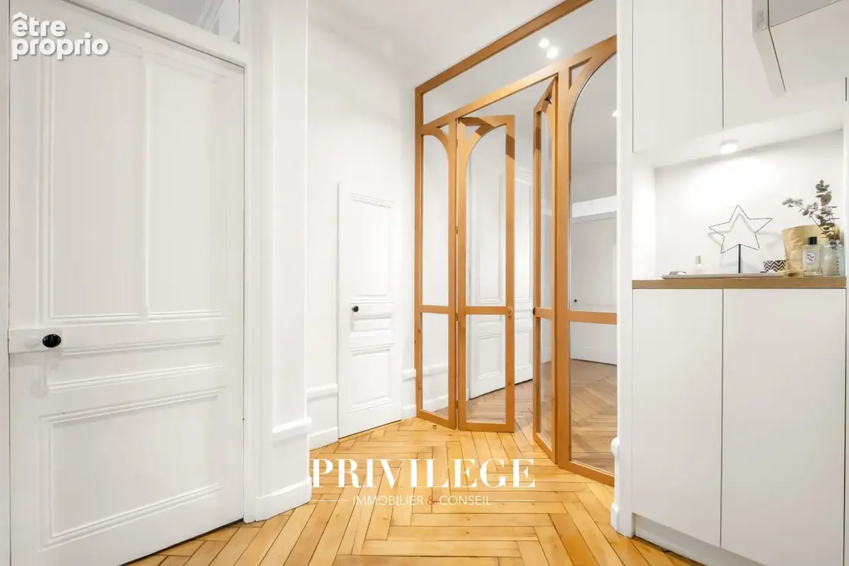 Appartement bourgeois de 110 m2   Lyon 3e, quartier Préfecture - photo 10
