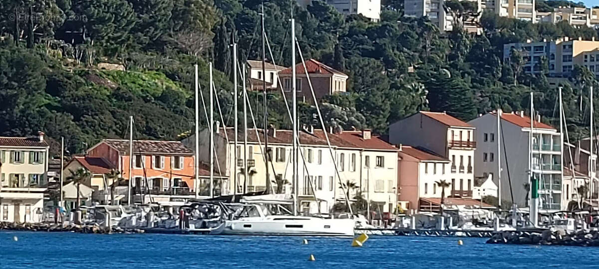 Maison à SAINT-MANDRIER-SUR-MER