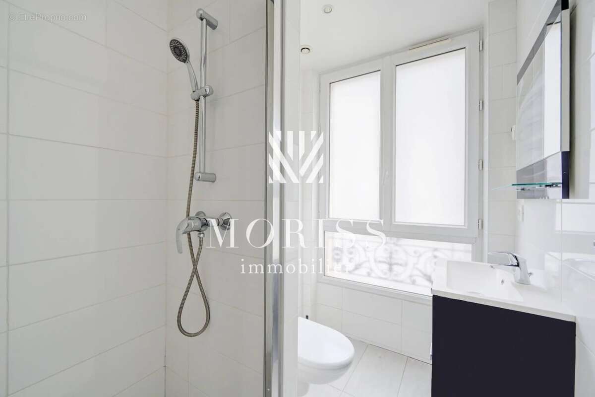 Appartement à PARIS-11E