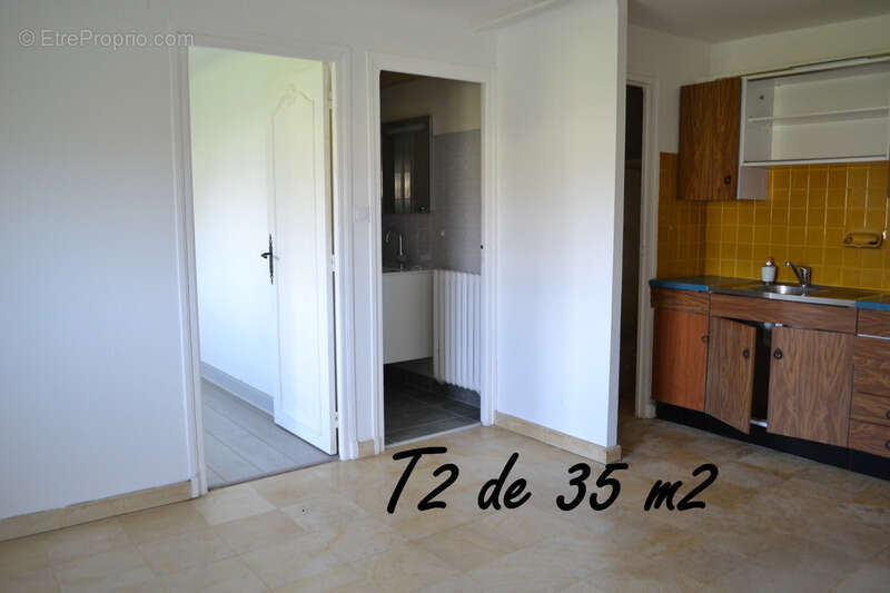 Maison à SAINT-PANTALEON-DE-LARCHE