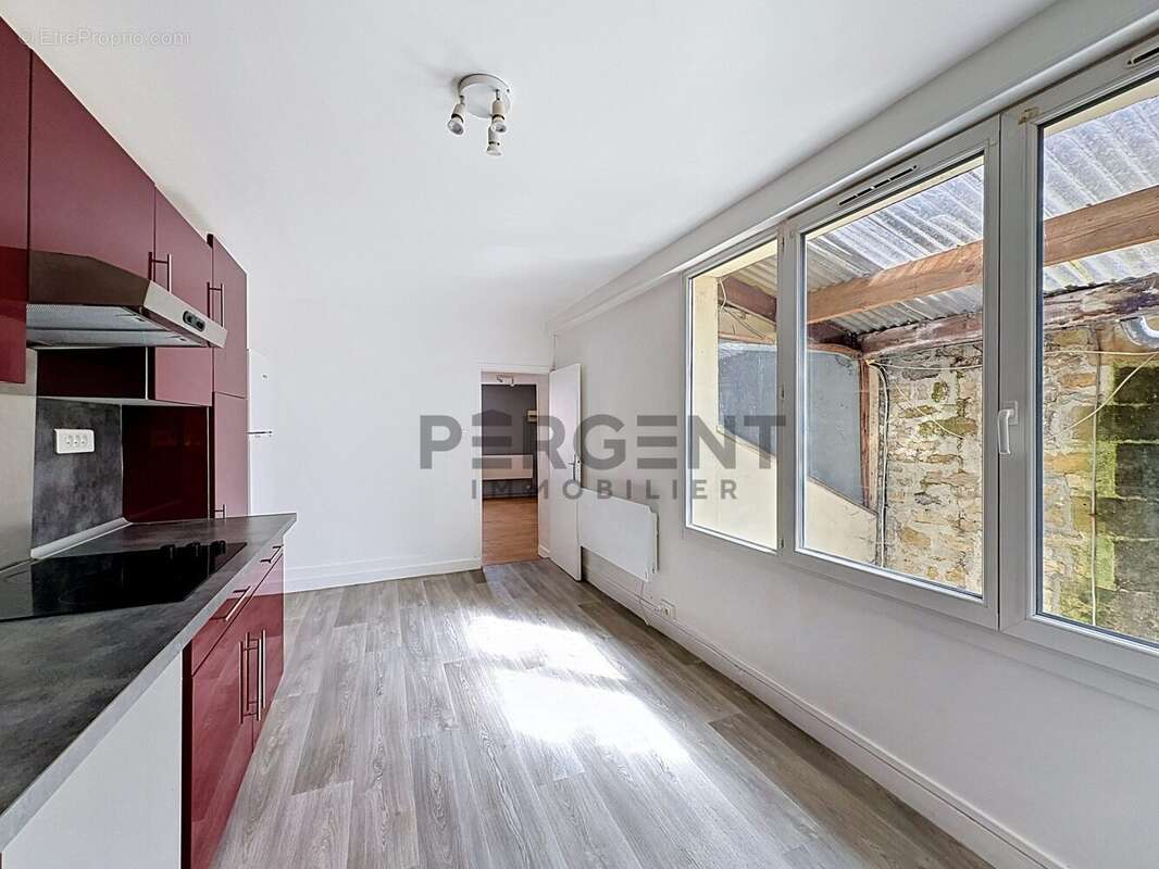 Appartement à CHARLEVILLE-MEZIERES