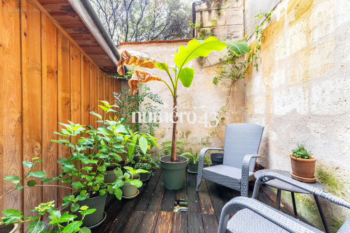 Appartement à BORDEAUX