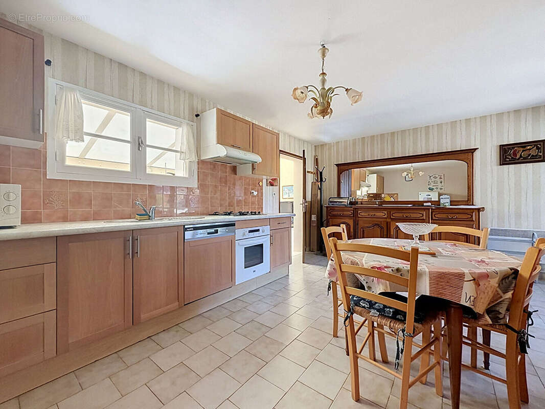 Bien coup de coeur : ensemble immobilier de charme avec maison d'habitation et 4 gîtes - Pléboulle - photo 6