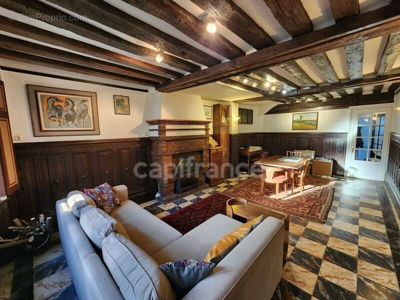 Vernon (27) – Maison cœur de ville avec vue Seine, 4 chambres - photo 4