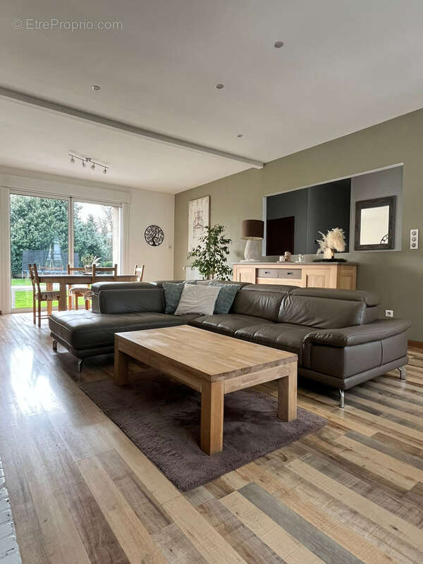 Maison à FRIVILLE-ESCARBOTIN