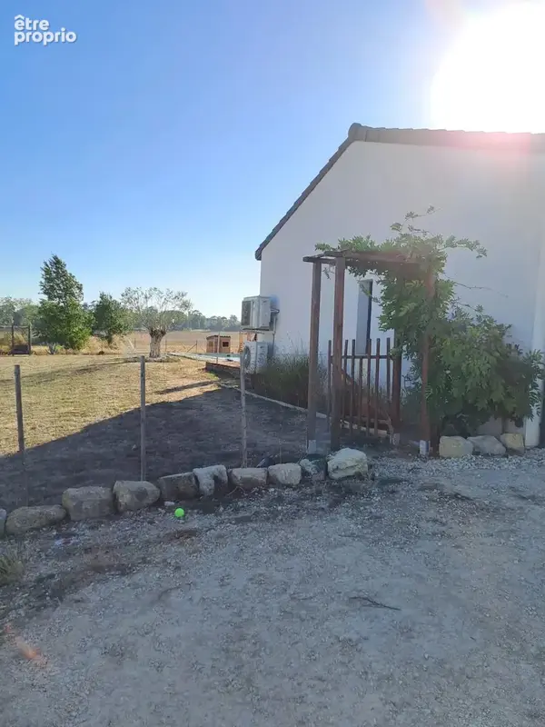 Superbe Villa récente T4 avec piscine et garage - photo 13