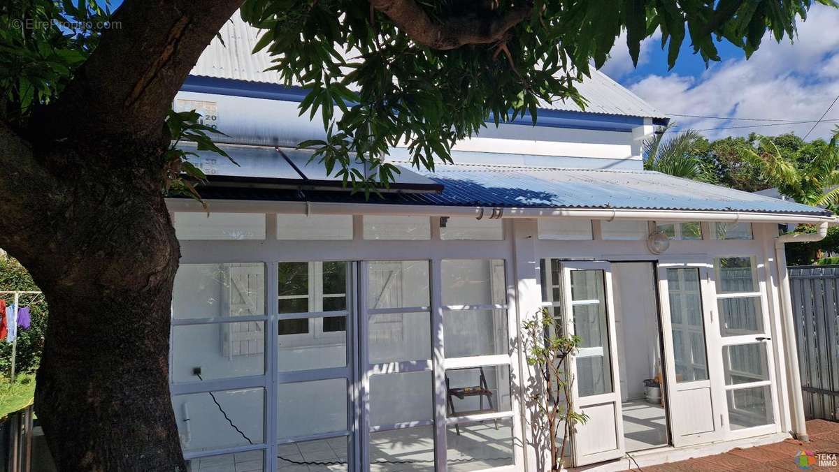 Maison à SAINT-DENIS