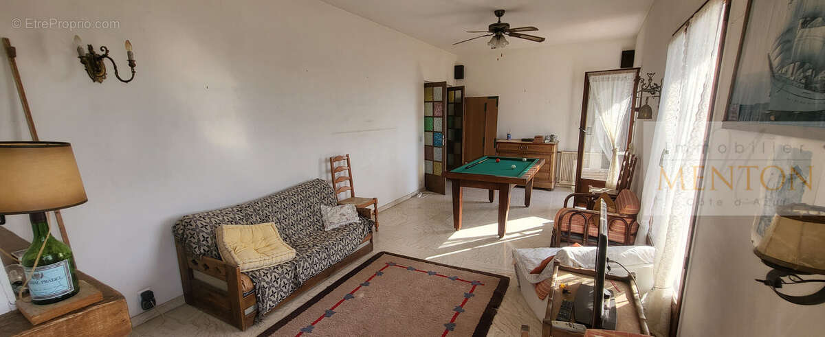 Appartement à MENTON