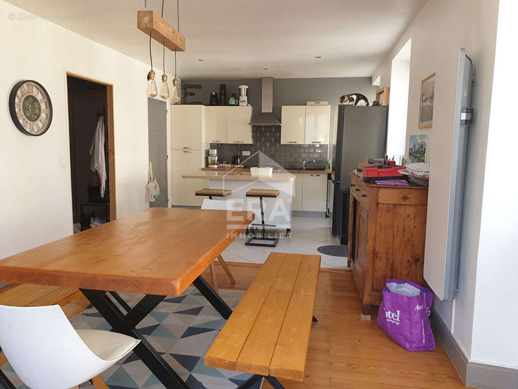 Appartement à LE PONT-DE-BEAUVOISIN