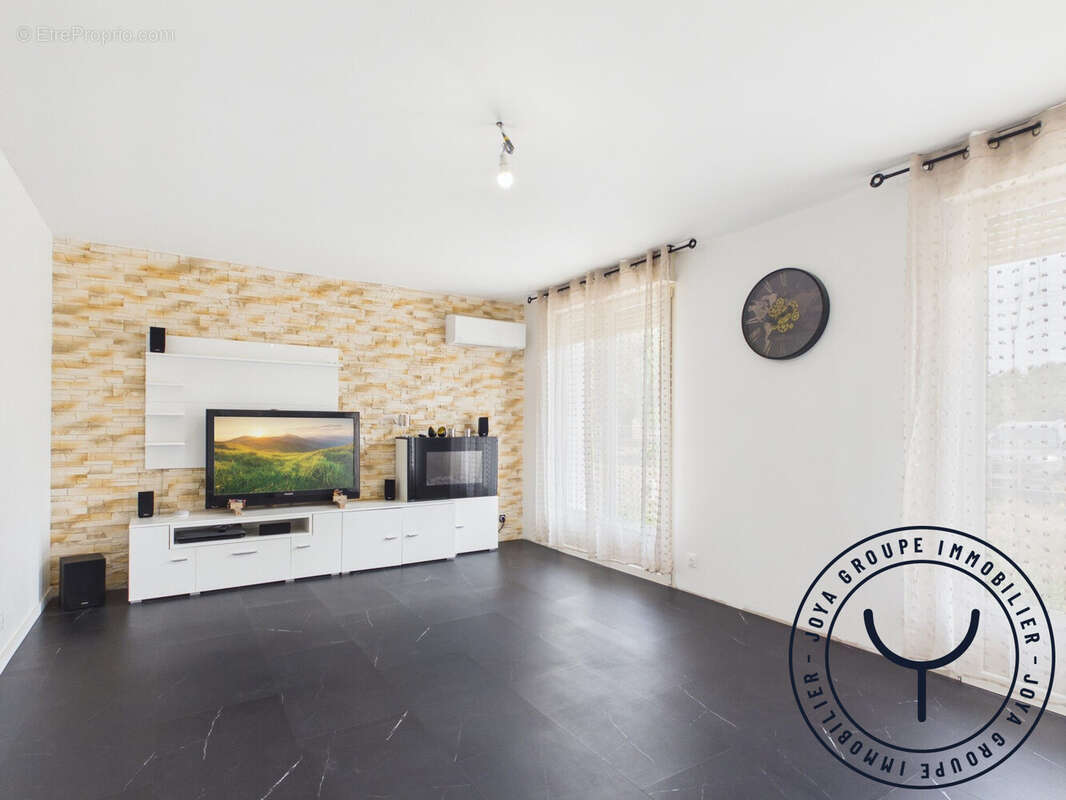 Maison 84 m² à Nogent-Sur-Seine  - photo 2