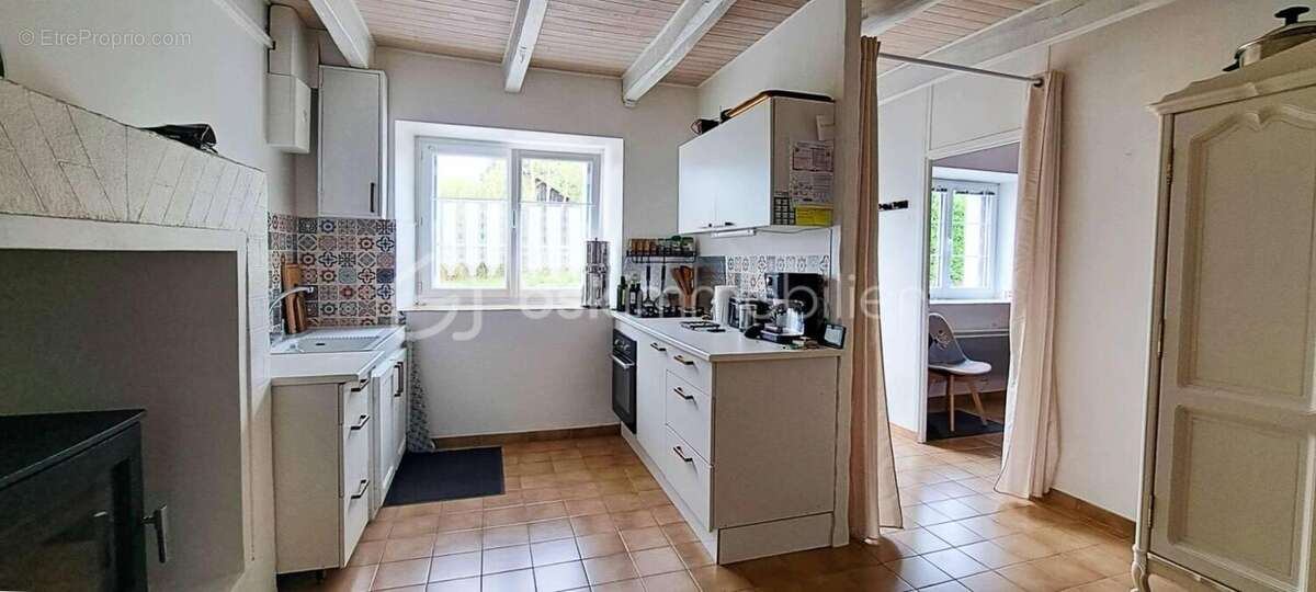 Maison à POULLAOUEN