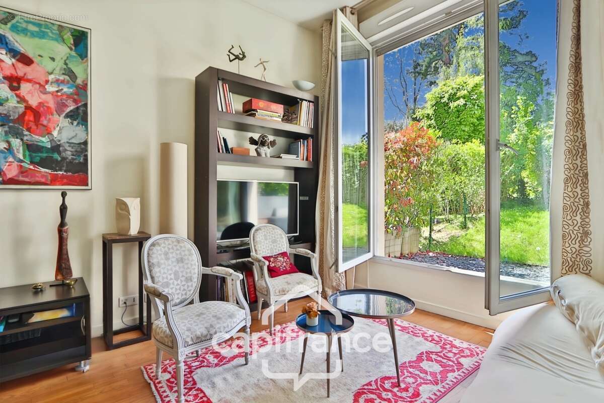 Maison familiale à vendre 7 pièces GARCHES (92) - photo 6