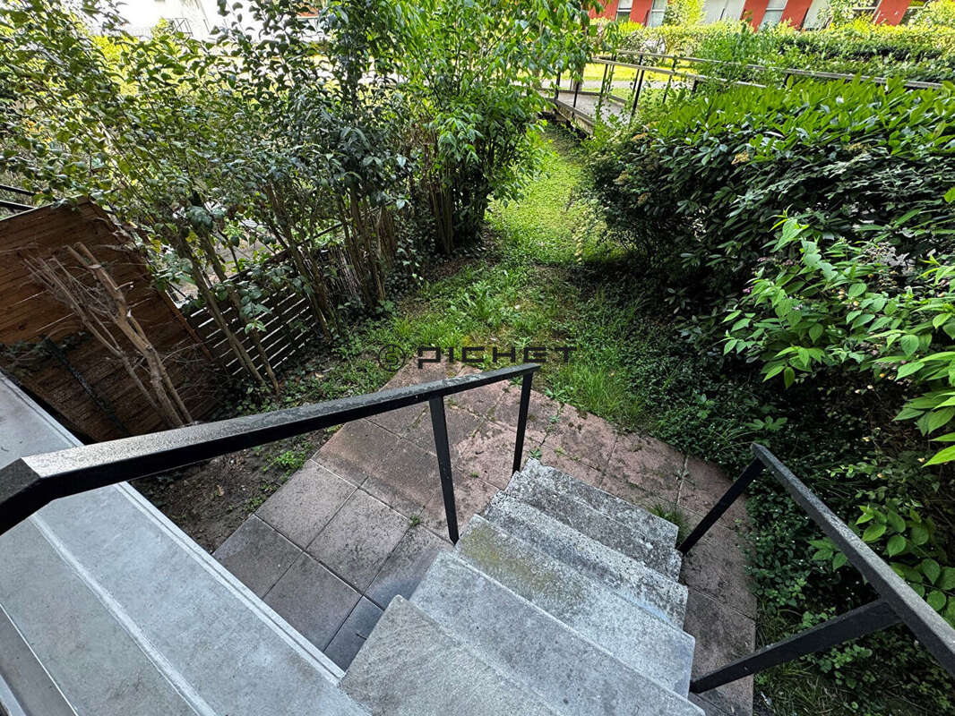 Appartement à BORDEAUX