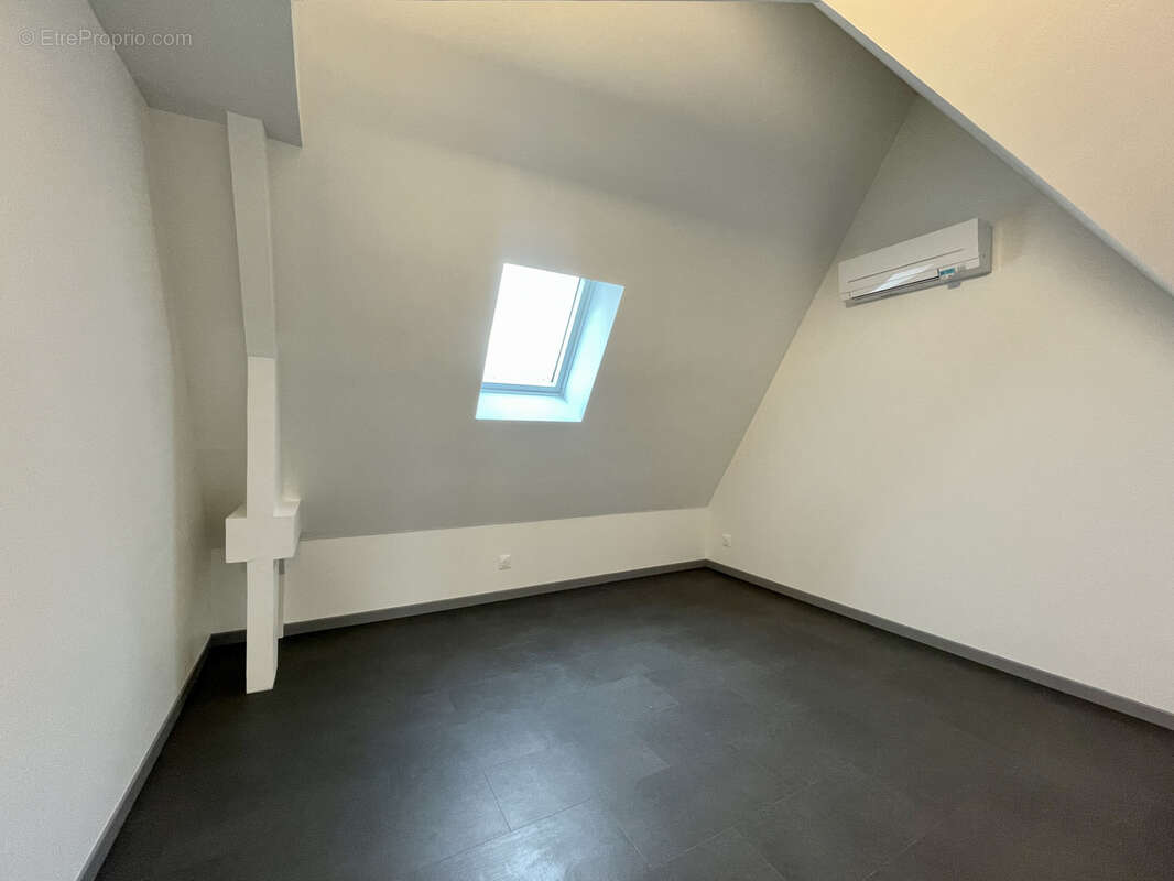 Maison à ANGERVILLE-LA-CAMPAGNE