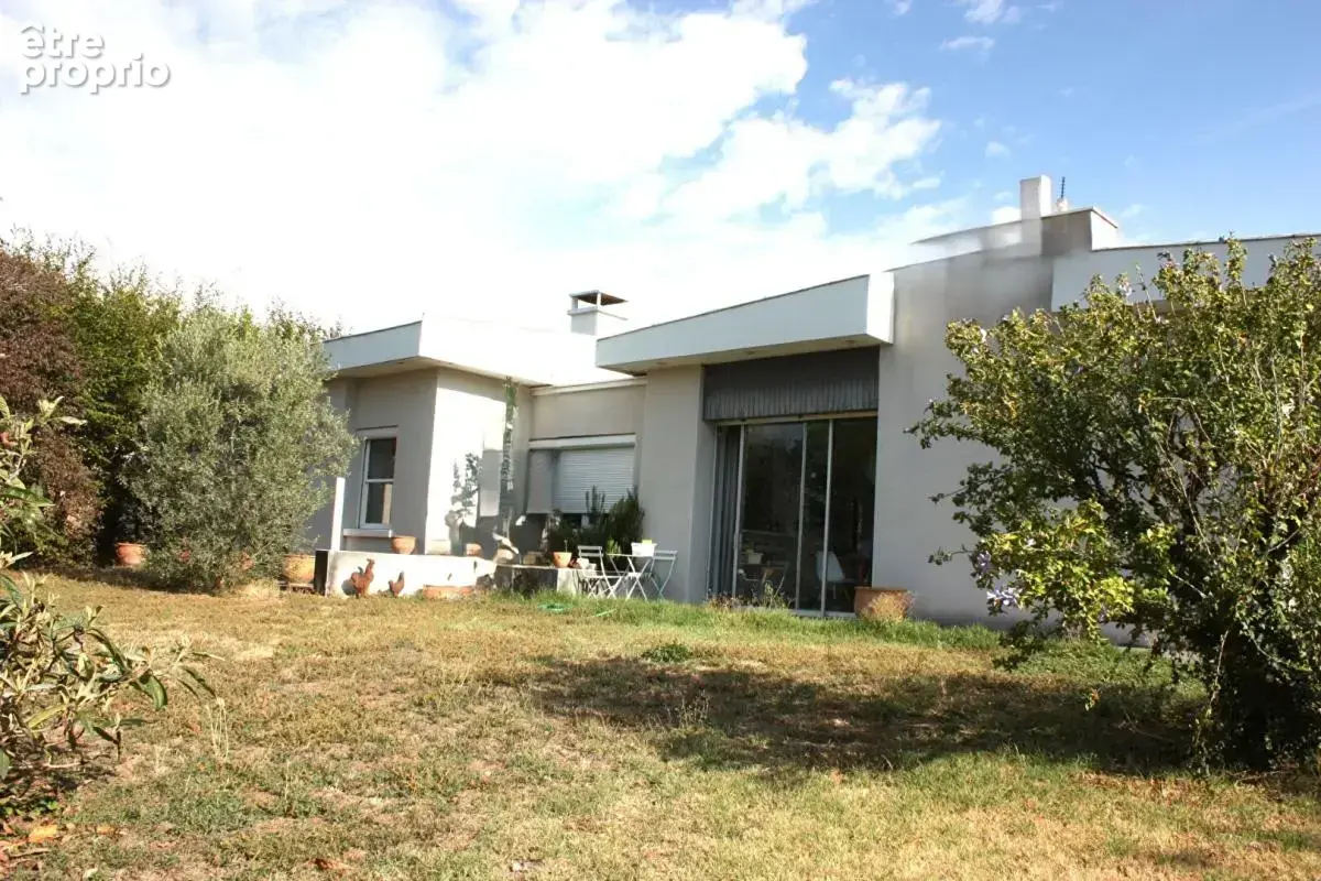 Maison à BRINDAS