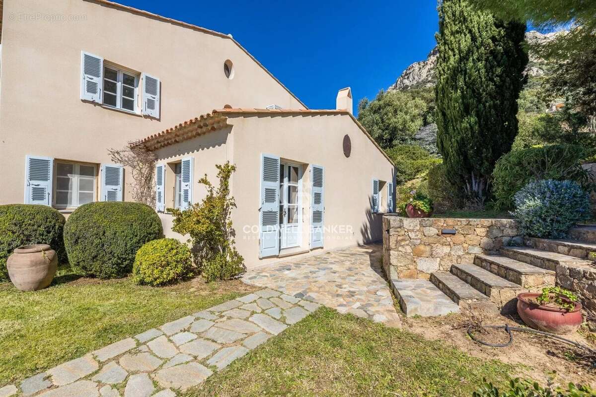 Maison à LUMIO