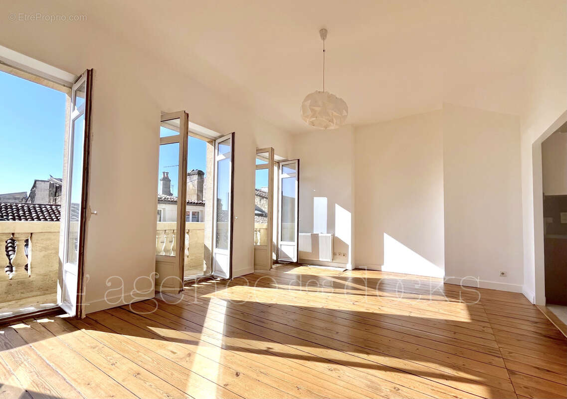 Appartement à BORDEAUX