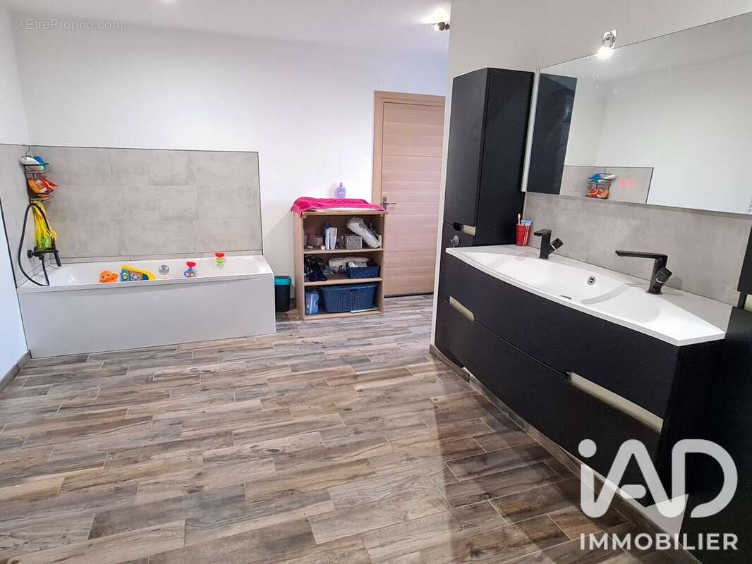 Maison 160 m² à Loos-En-Gohelle  - photo 5