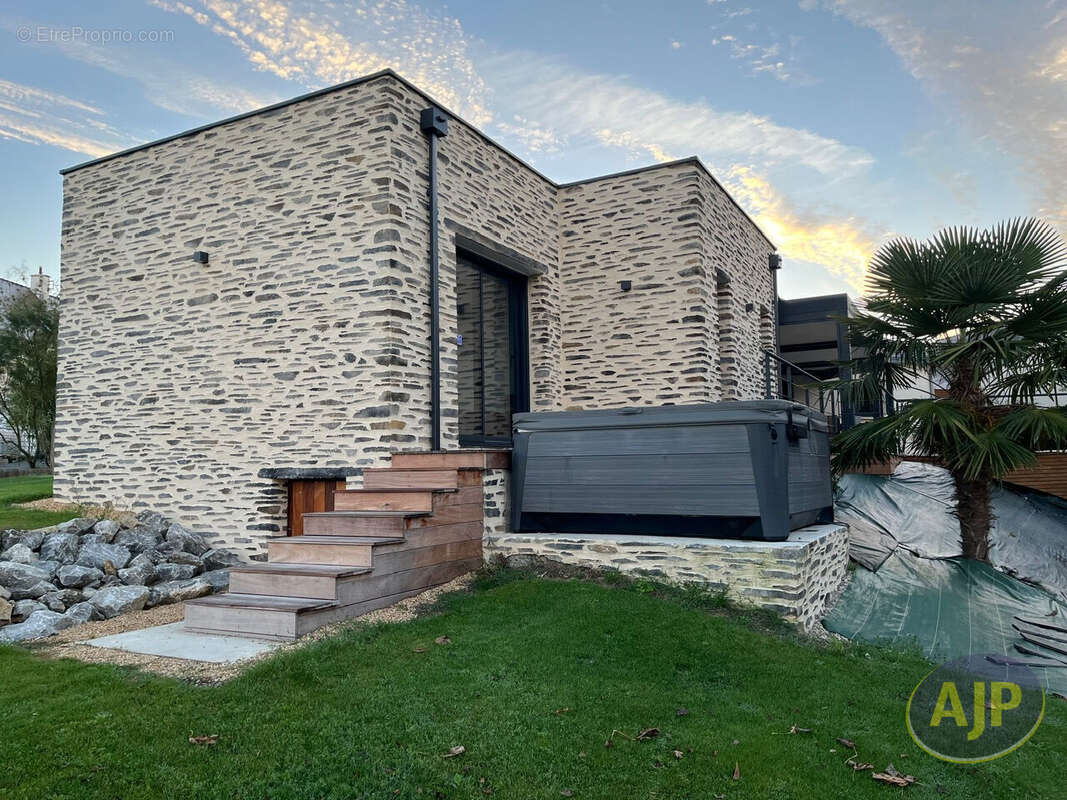 Maison à SAINT-GEORGES-SUR-LOIRE