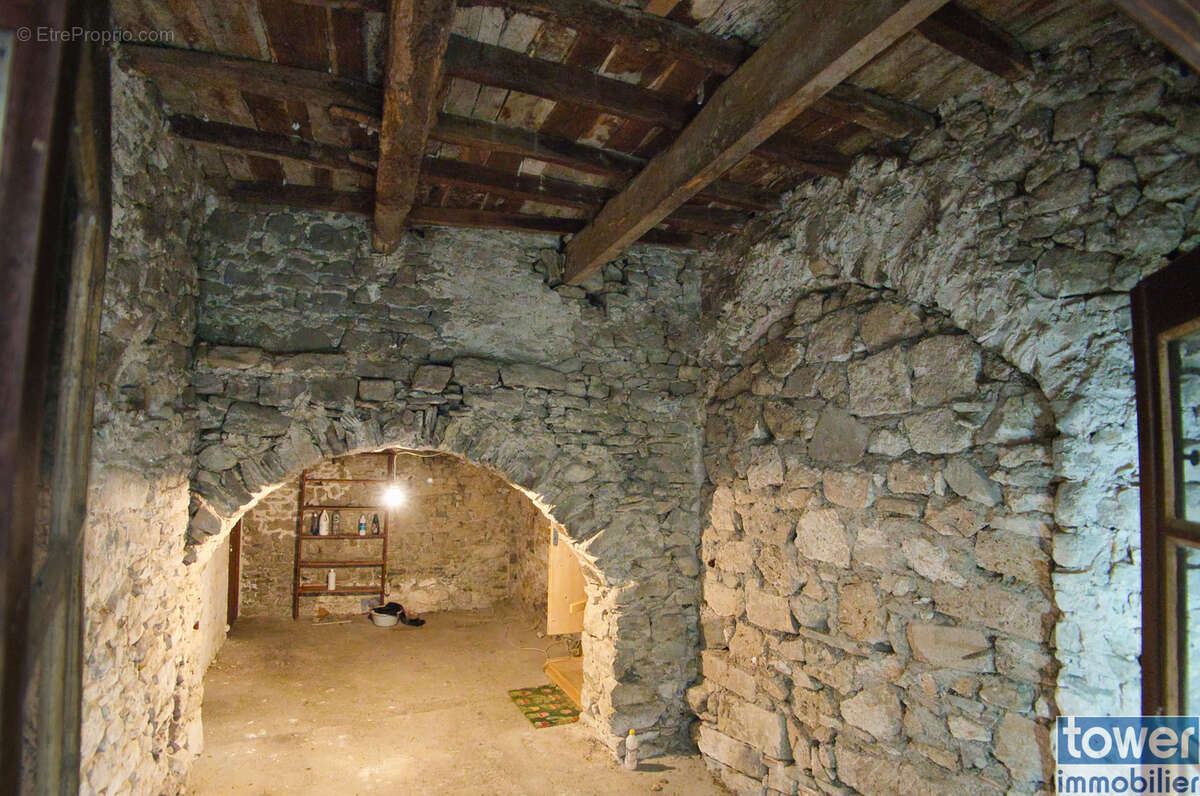 Maison à LABASTIDE-EN-VAL