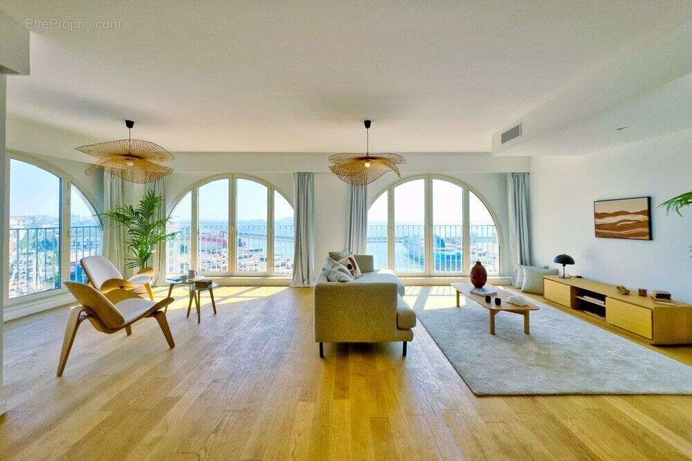 Appartement 126 m² à Marseille-2e  - photo 4
