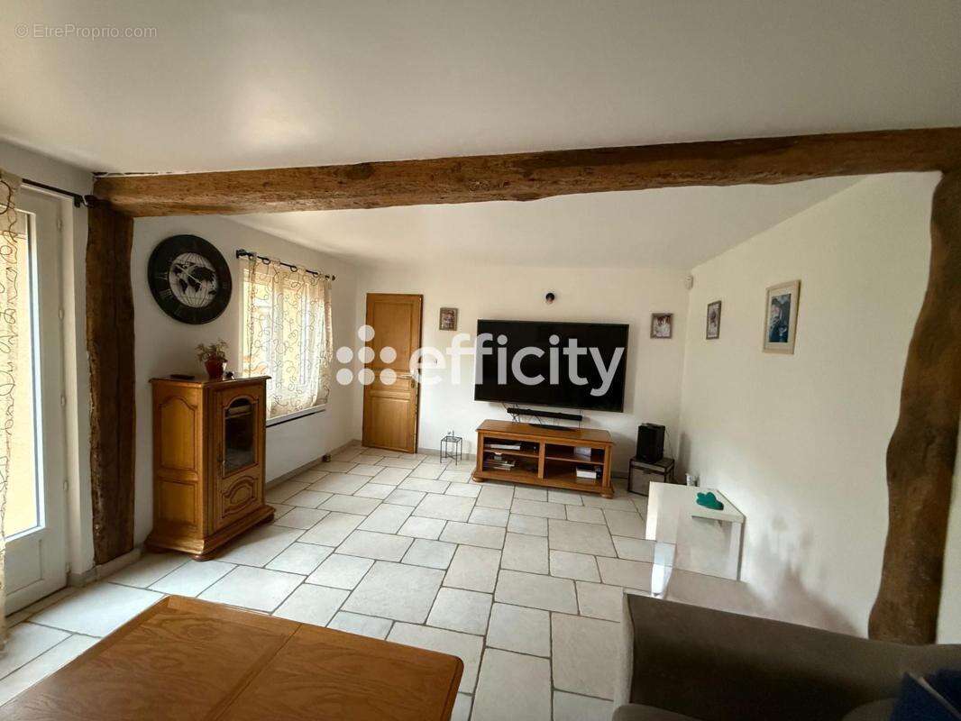 Maison à BAILLEUL-SUR-THERAIN