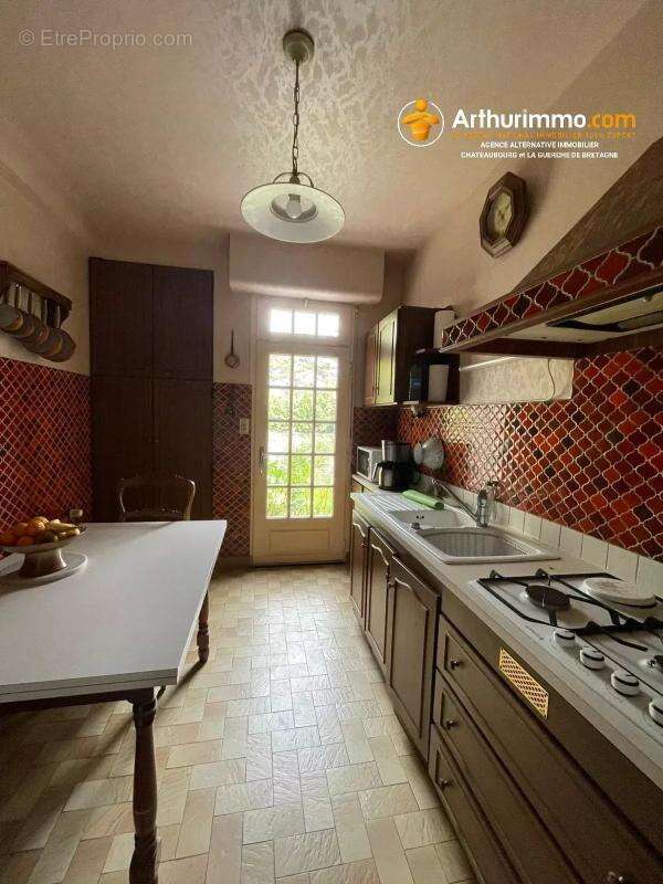 Maison 172 m² 7 pièces - photo 4