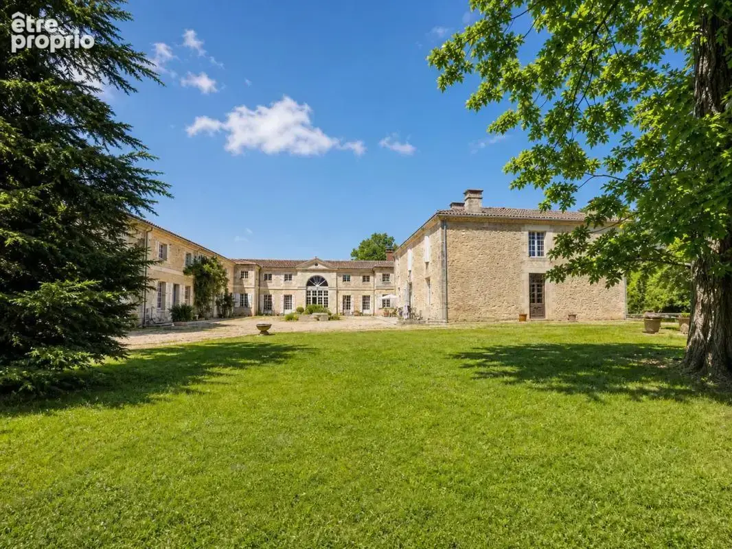 Propriété de 12 pièces de 820 m² à Samazan - photo 3