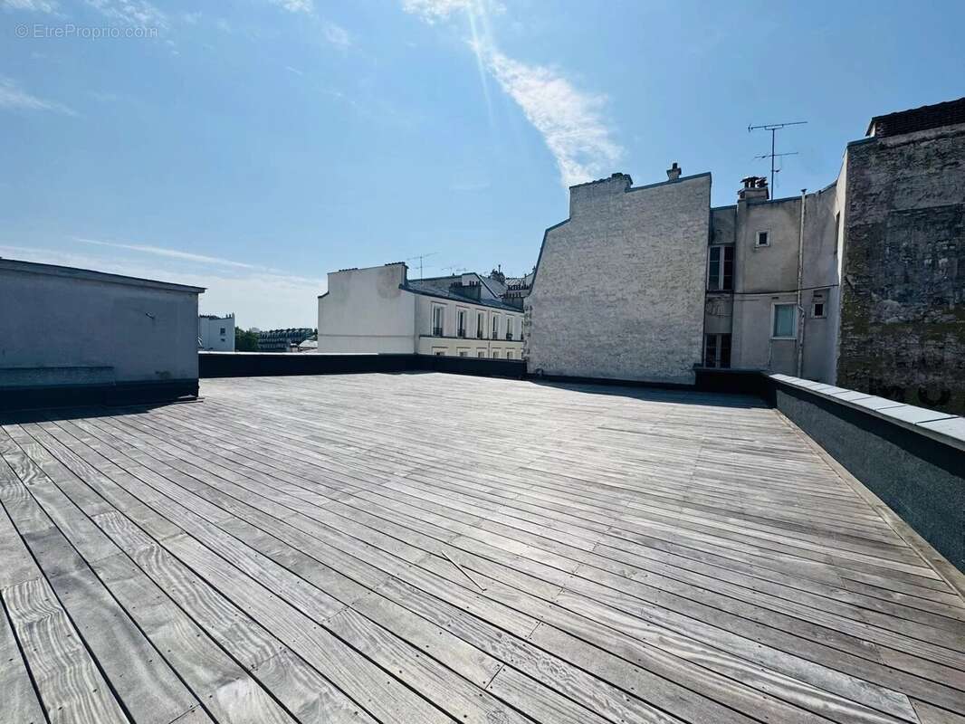 Appartement à PARIS-18E
