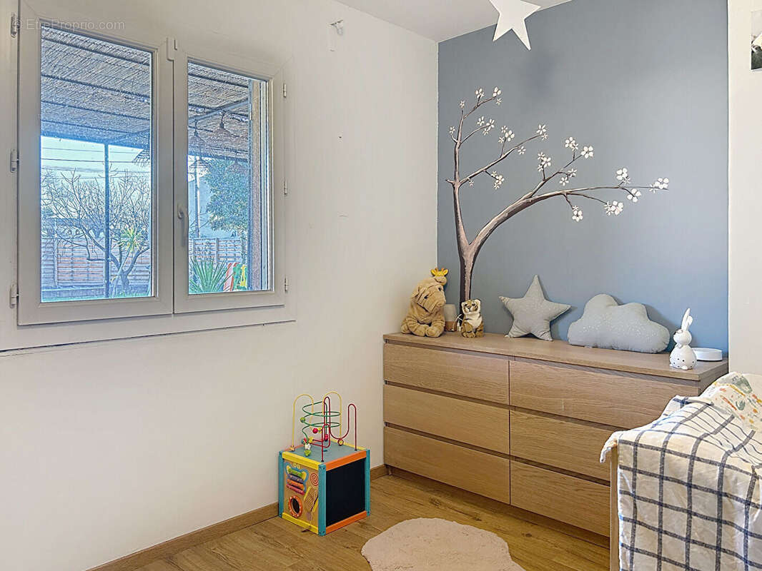 Maison à LES ANGLES