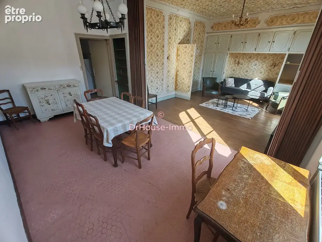 Maison 8 pièces 187 m² à vendre à Tournon-Saint-Martin (36220) - photo 18