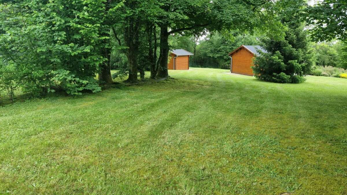 Terrain  constructible Saint Denis D' Orques 2900 m2 - photo 3