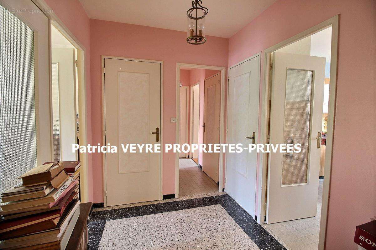 Appartement 67 m² avec balcon et cave à SAINT-ETIENNE (42100) - photo 9