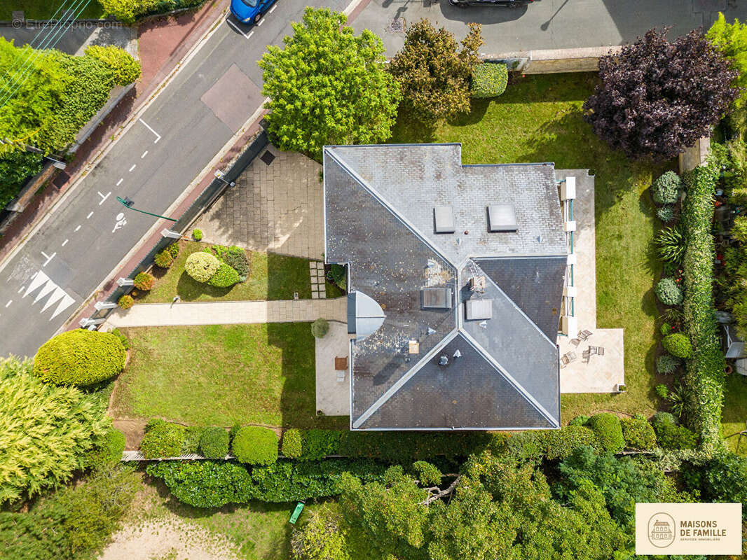 Maison à CROISSY-SUR-SEINE