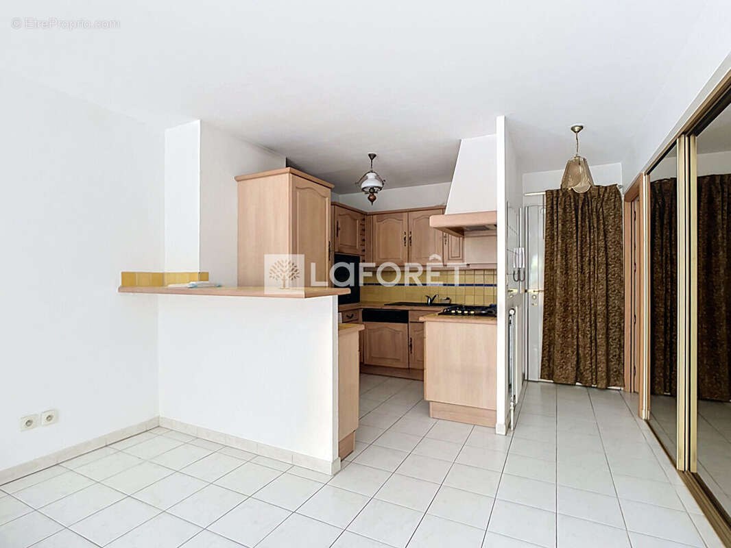 Appartement Aubagne 3 pièce(s) 65.53 m2 - photo 3