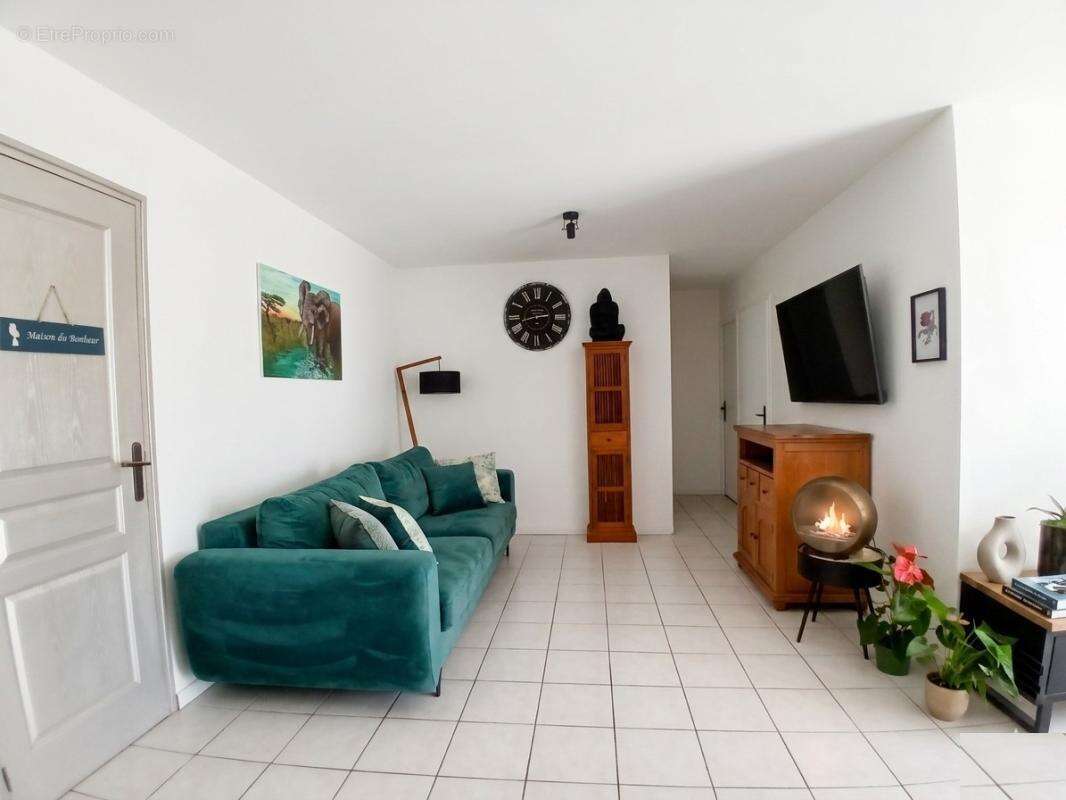 Maison à ABEILHAN