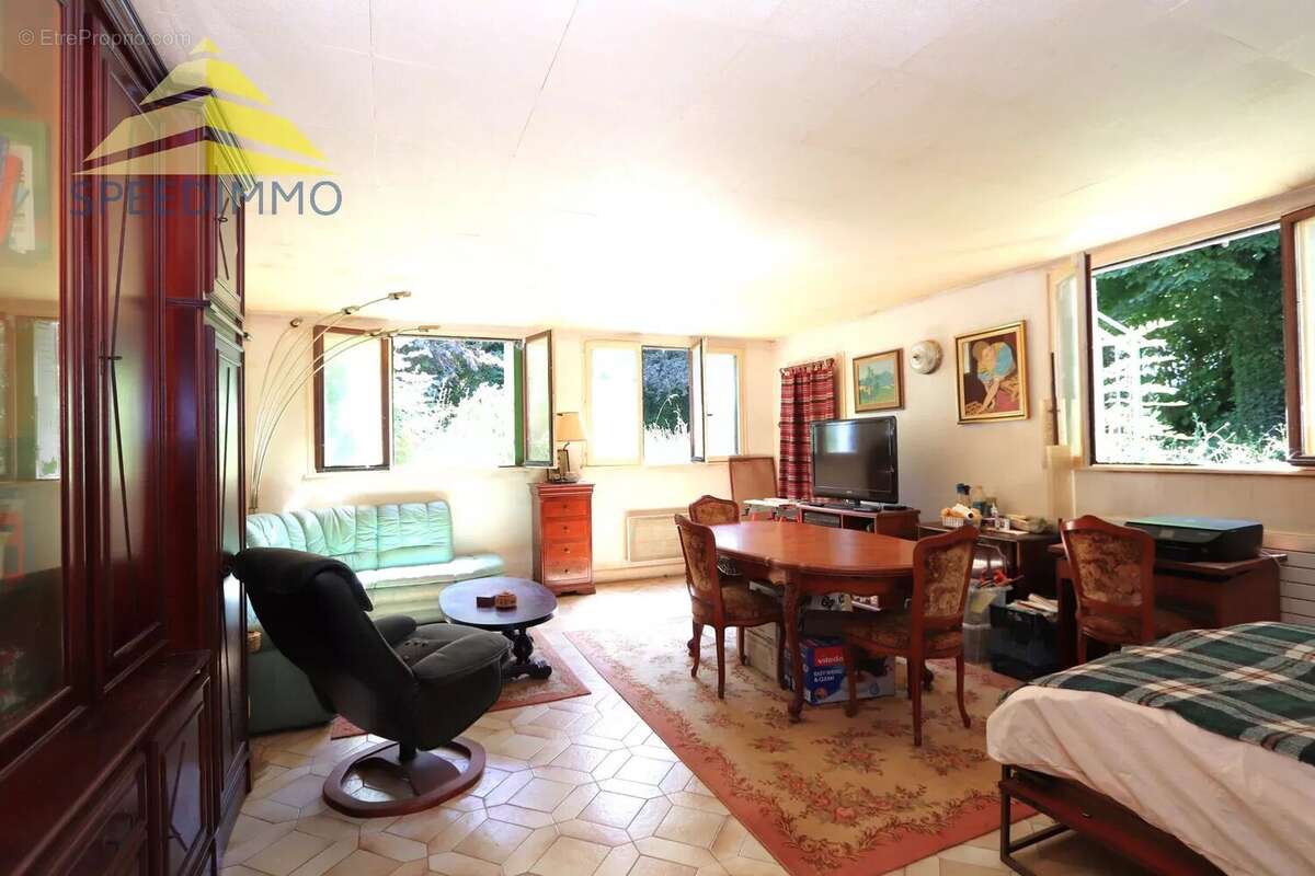 Maison à EPINAY-SOUS-SENART