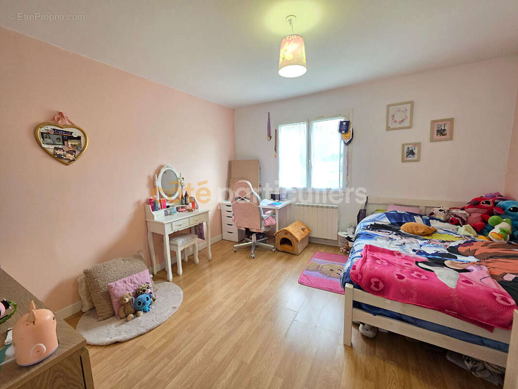 Maison à EGRISELLES-LE-BOCAGE